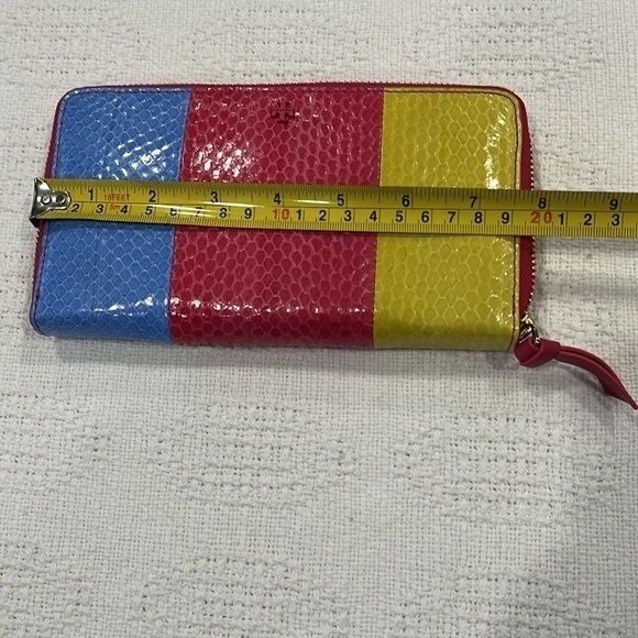 Tory Burch multicolored snake skin embossed like new wallet - Picture 5 of 10